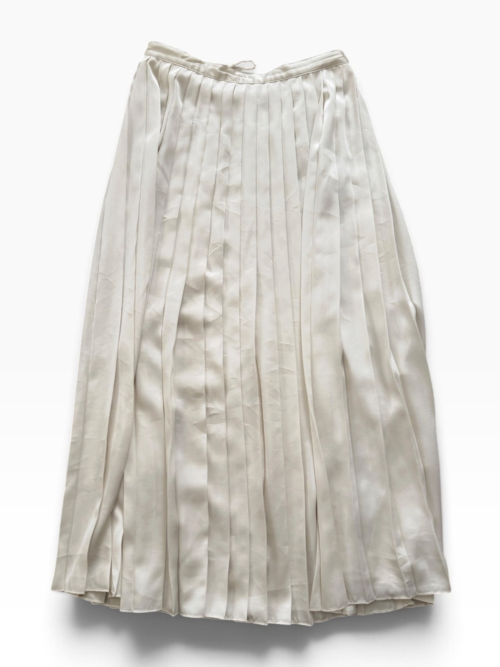 Classic Pleated Midi Skirt in Ivory